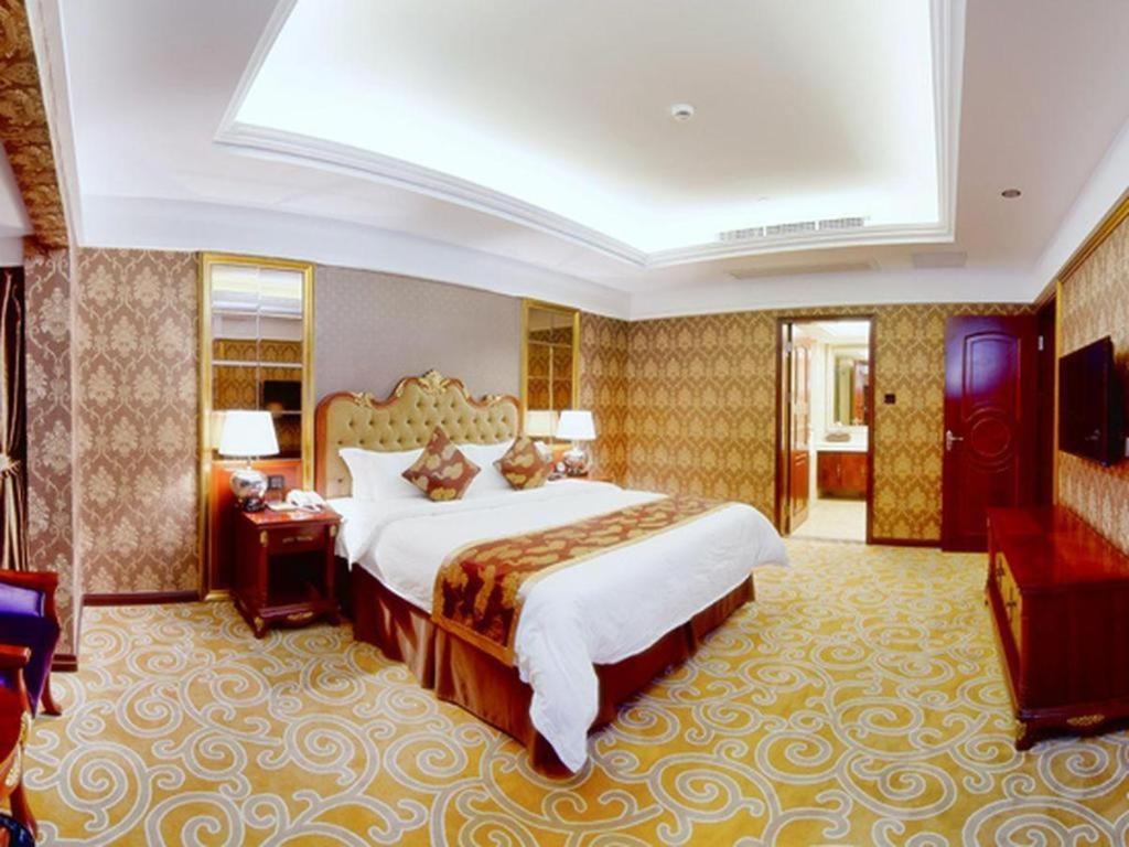 Royal Duke Cherrabah Hotel Zhongshan Zhongshan  Exterior photo