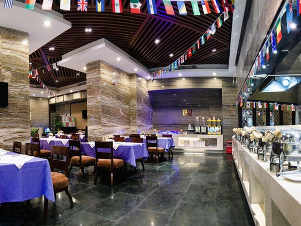Royal Duke Cherrabah Hotel Zhongshan Zhongshan  Exterior photo